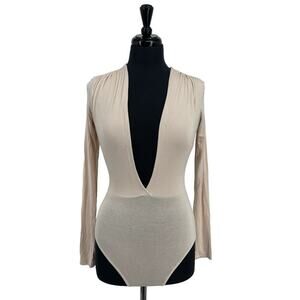 Fashion Nova Women’s Beige Deep V Bodysuit Size Small S NWOT